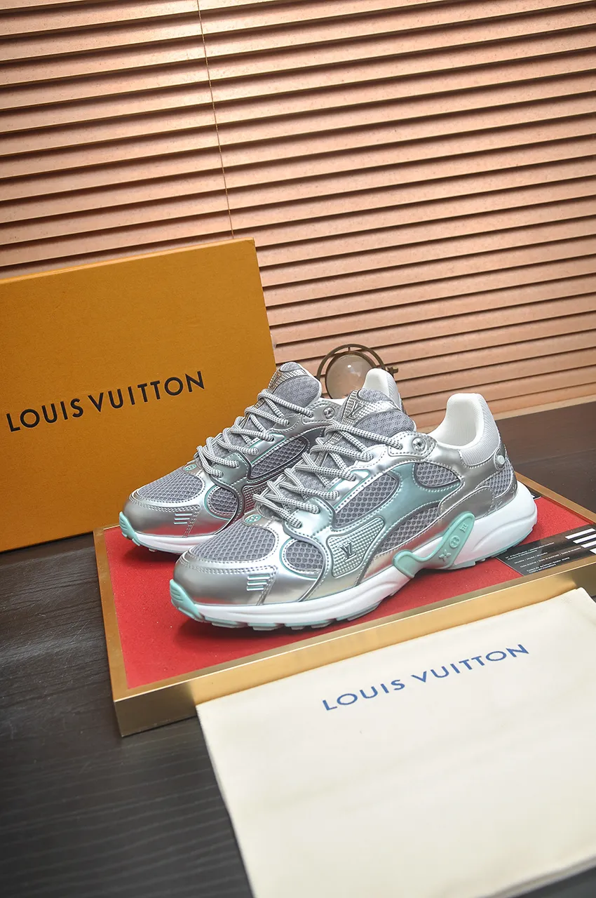 Men's men's shoes 💰640💶[LOUIS VUITTON] (couples 💑 style) new original order 🍀LV Louis Vuitton * - top version of LV classic trendy shoes! Made of imported original fabrics, mesh lining, and original wear-resistant rubber foam outsole! High quality products! Size (Female 35-39) (Male 39-44)